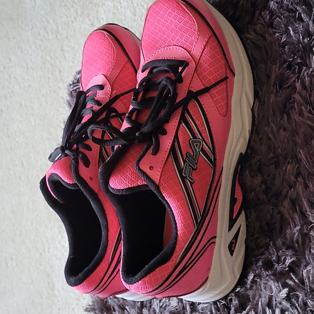 Fila running shoes size 9.5